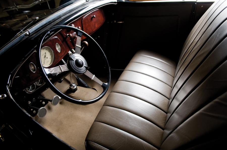  Ford Model 40 DeLuxe Roadster 1934 года  (фото 2 из 4)